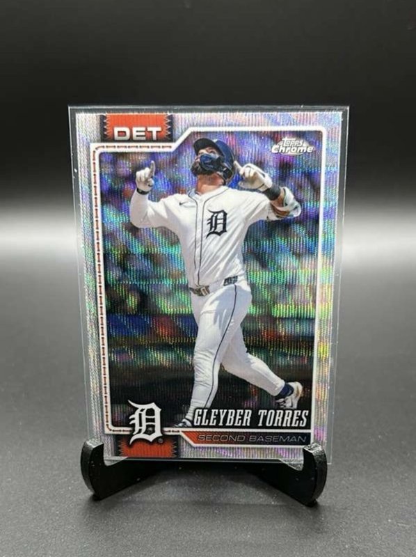 2026 Topps Chrome Baseball Gleyber Torres #35 Wave Refractor - Detroit Tigers