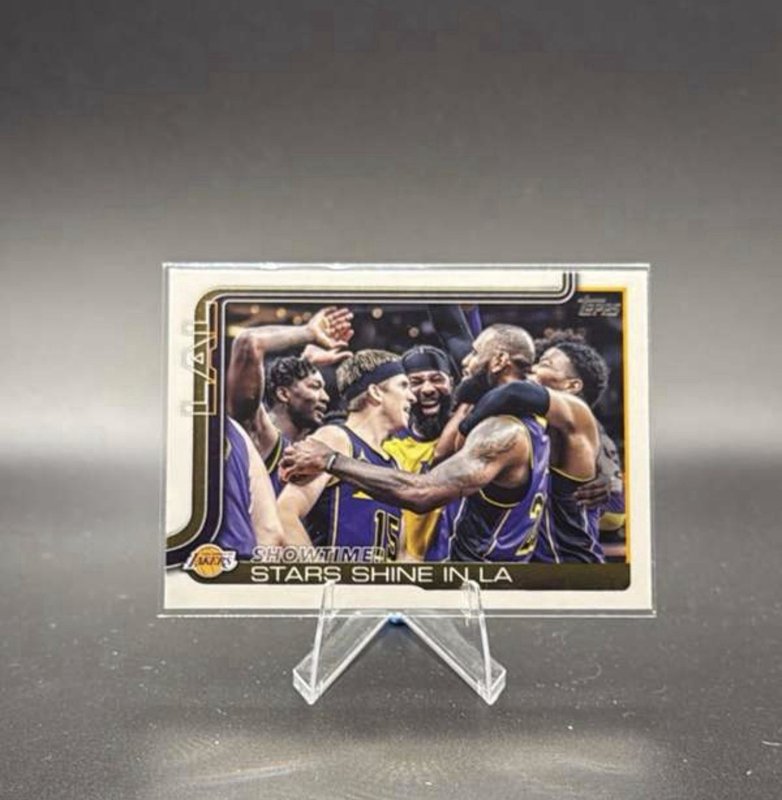 2025-26 Topps - Checklist LeBron James, Austin Reaves #293