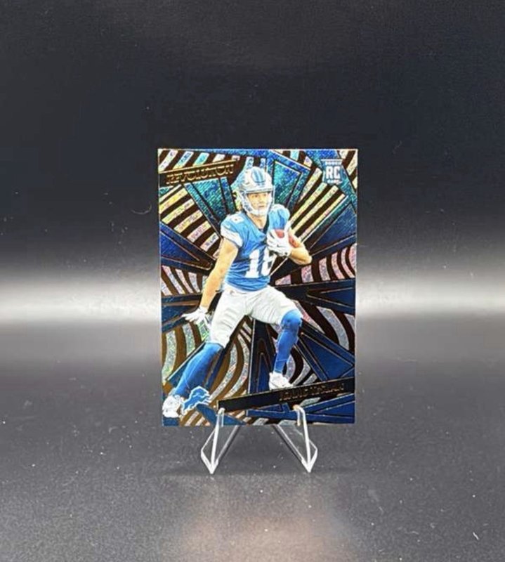 2025 Panini Revolution - Rookies Isaac Teslaa #212 (RC)