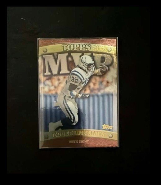 1999 Topps MVP Promotion Edgerrin James insert (MVP8).