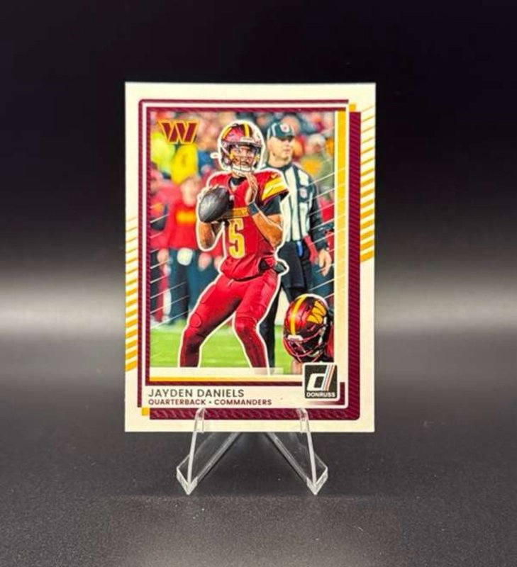 2025 Panini Donruss - Jayden Daniels #28