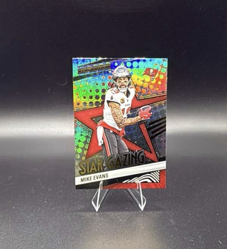 2025 Panini Revolution - Star Gazing Mike Evans #25