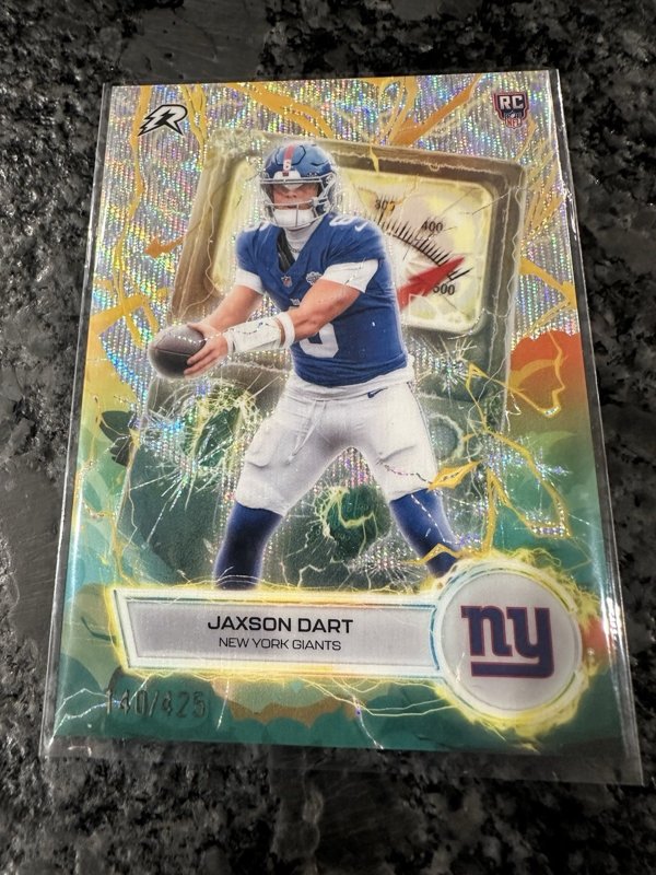 2025 Topps Resurgence Jaxson Dart Voltaic Surge Refractor Rookie Card 140/425🏈