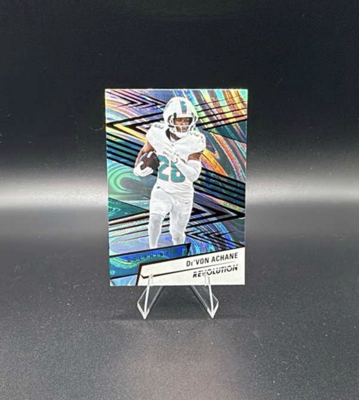 2025 Panini Revolution - De'Von Achane #37