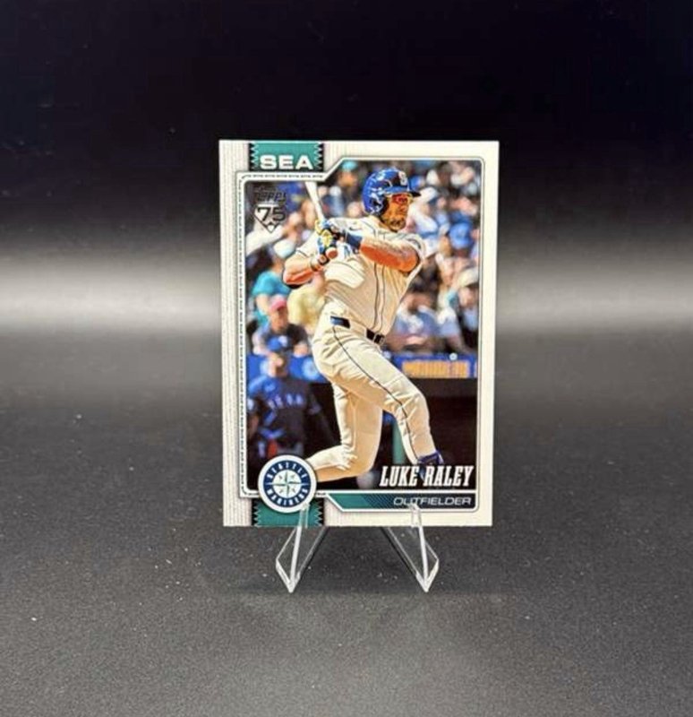2026 Topps Series 1 Luke Raley #142 Seattle Mariners