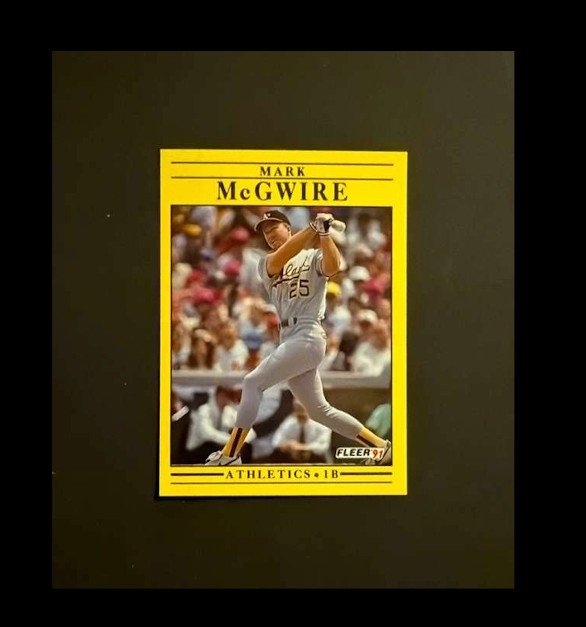 1991 Fleer - Mark McGwire #17 Five Lines of Text on Back