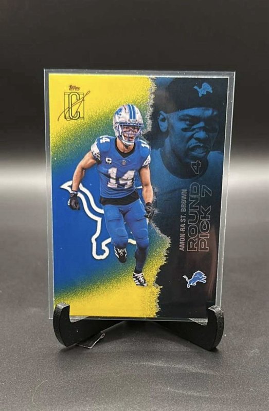 2025 Topps Signature Class Amon-Ra St. Brown #19 Blue & Yellow Detroit Lions