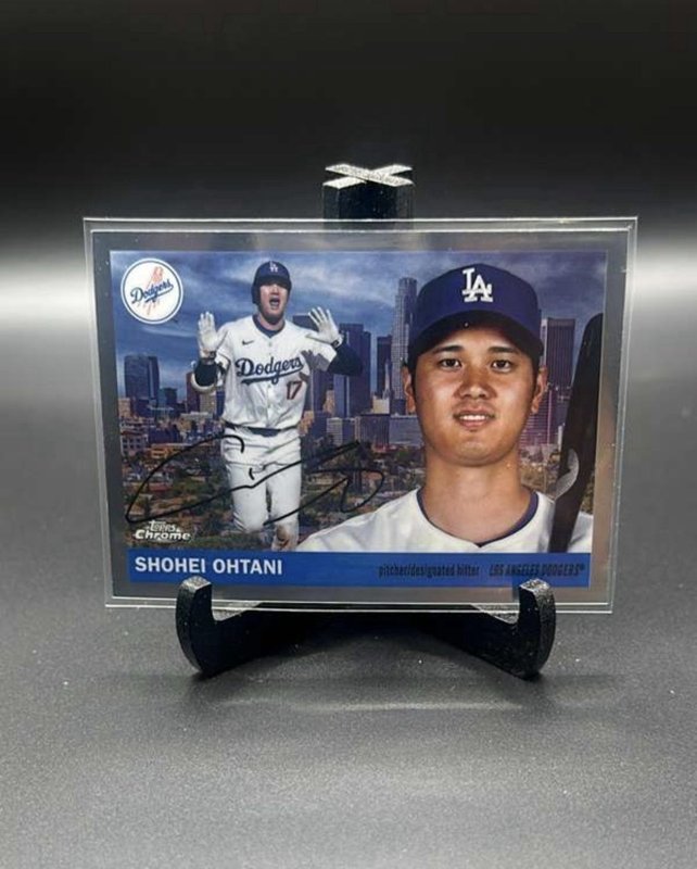 2025 Topps Chrome Platinum Anniversary Topps City Variations Shohei Ohtani