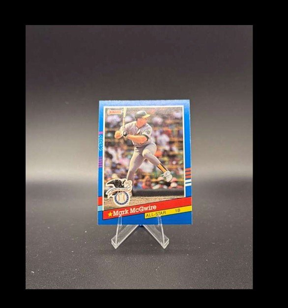 1991 Donruss - All-Stars Mark McGwire #56 Bottom Stripes are Red and White