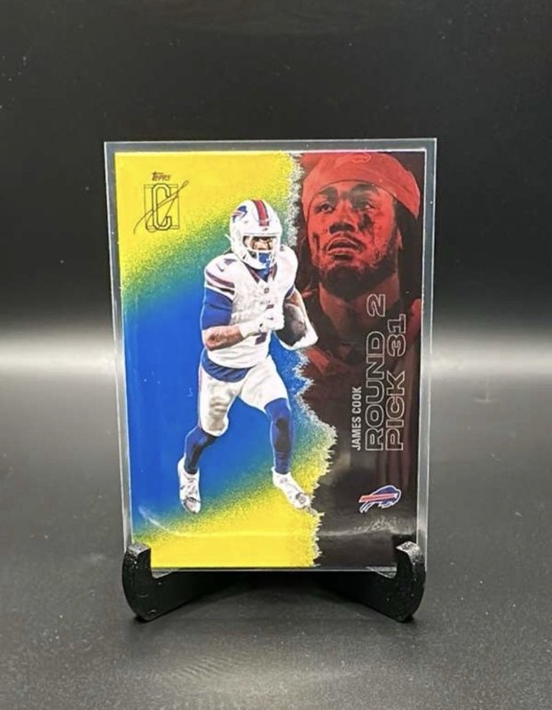#8 James Cook 2025 Topps Signature Class - Blue & Yellow