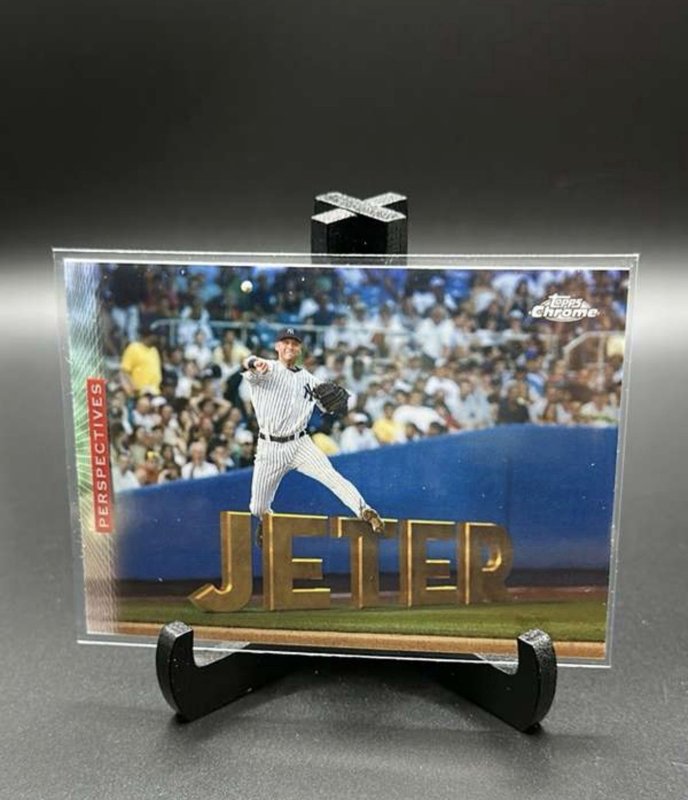 Derek Jeter 2026 Topps Chrome Perspectives