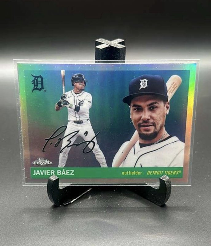2025 Topps Chrome Platinum Javier Baez #31 Prism Refractor