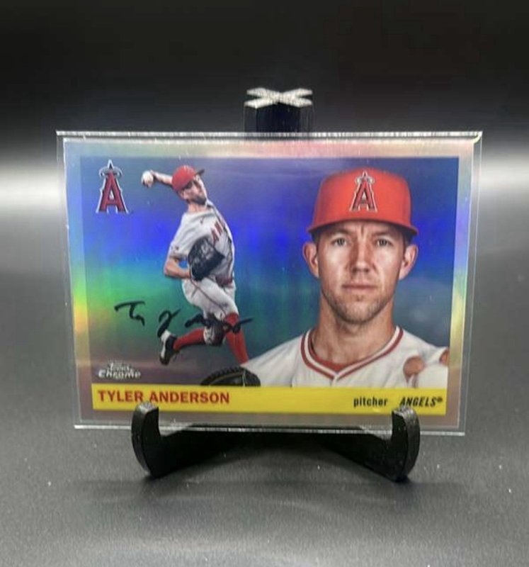 Tyler Anderson 2025 Topps Chrome Platinum Refractor #34 - Los Angeles Angels