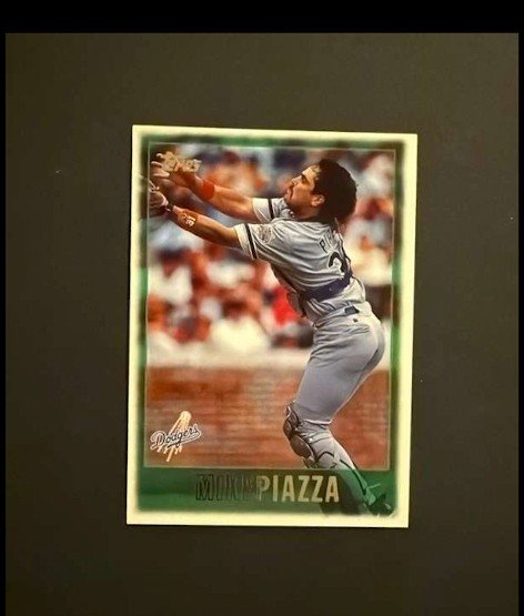 1997 Topps Chrome - Mike Piazza #9