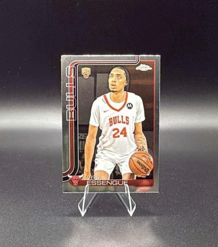2025-26 Topps Chrome - Noa Essengue #262 (RC)