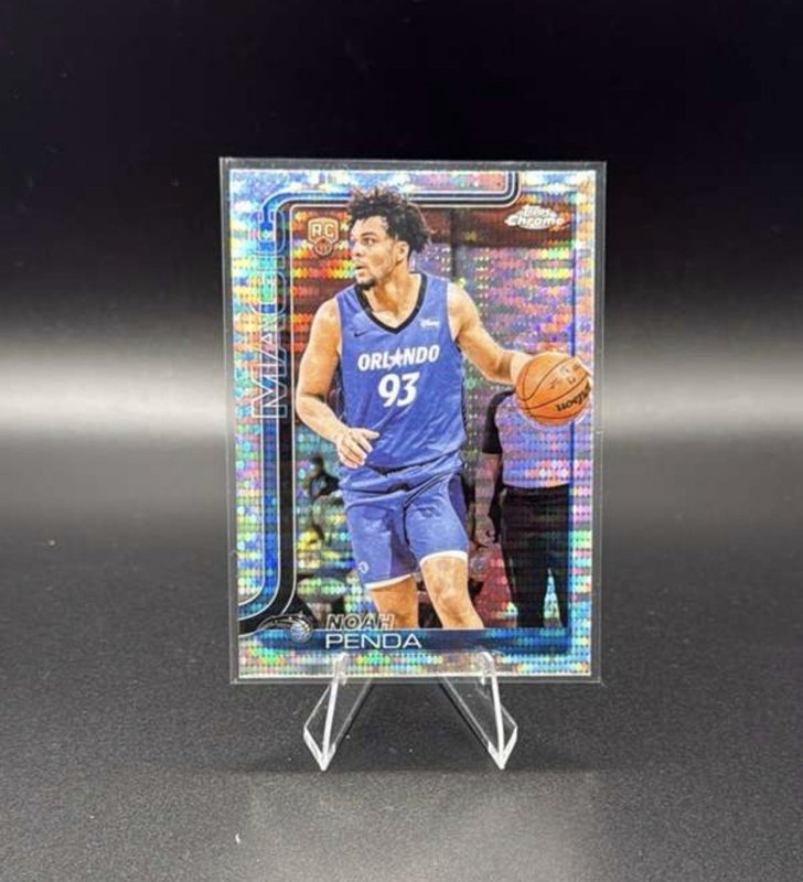 2025-26 Topps Chrome - Noah Penda #282 Pulsar Refractor (RC)