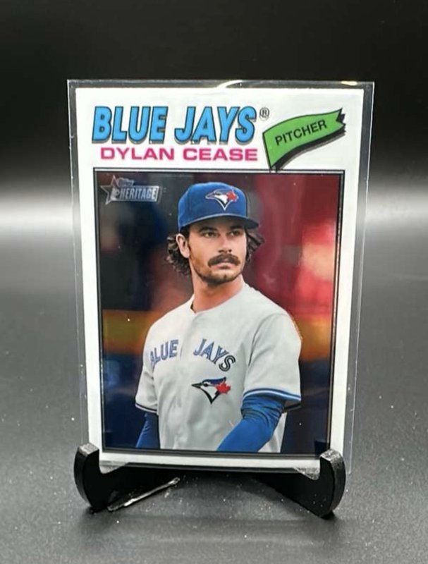 2026 Topps Heritage Chrome Dylan Cease #260