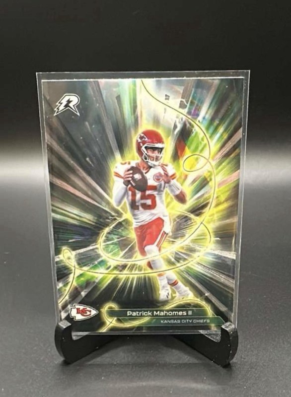 Topps 2025 Resurgence Football Patrick Mahomes II #C-3 Chiefs Conductors