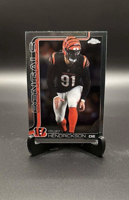 2025 Topps Chrome - Trey Hendrickson #65