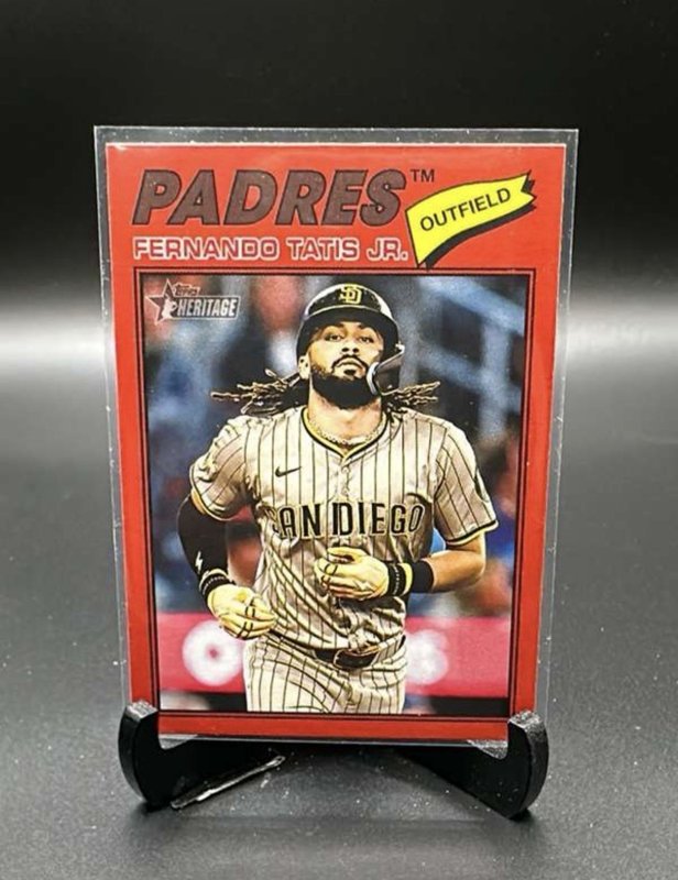 Fernando Tatis Jr. 2026 Topps Heritage Red Border SP #322 Padre