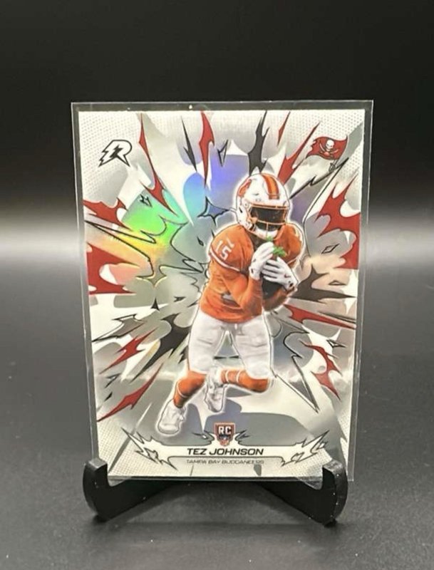 2025 Topps Resurgence Football Tez Johnson Rookie Refractor #193 Buccaneers RC