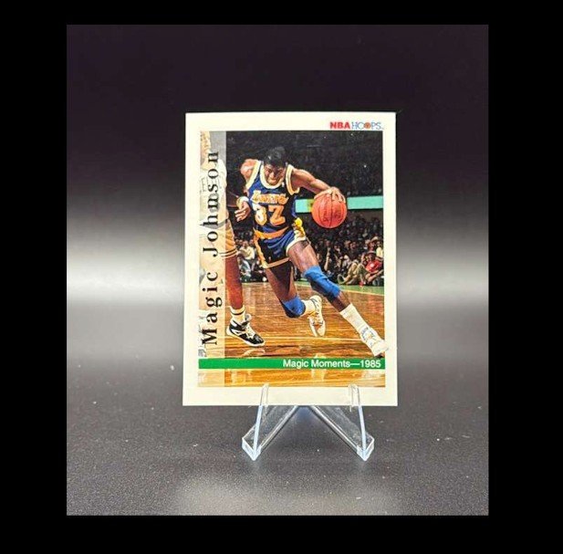 1992-93 NBA Hoops - Magic Johnson #329
