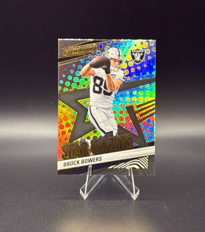 2025 Panini Revolution - Star Gazing Brock Bowers #15