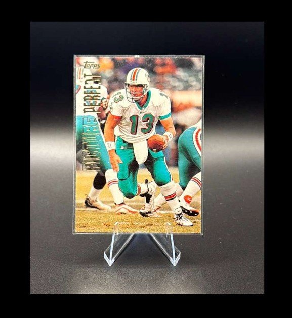 1999 Topps Picture Perfect #P8 Dan Marino Dolphins