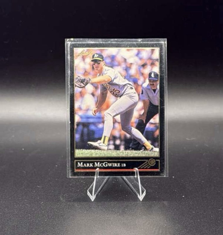 1992 Donruss #32 Mark McGwire Gold Leaf Stars Previews